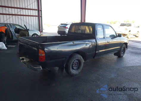 1998 Toyota Tacoma из США, поврежденный, VIN 4TAVL52N6WZ091875